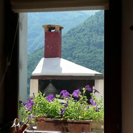 فندق مبيت وإفطار I Boschi Del Castagno Triches
